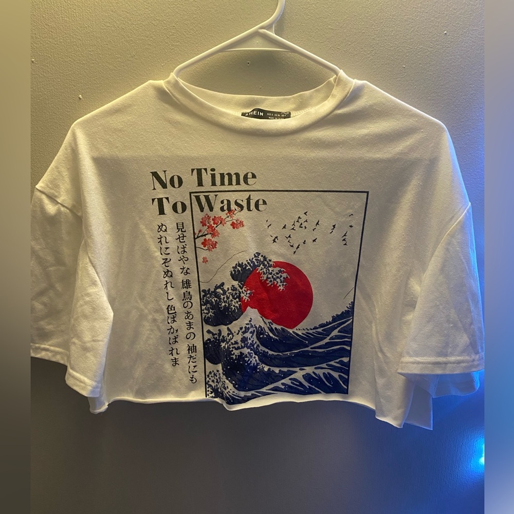 SHEIN crop top “no time to waste” size small (US4)